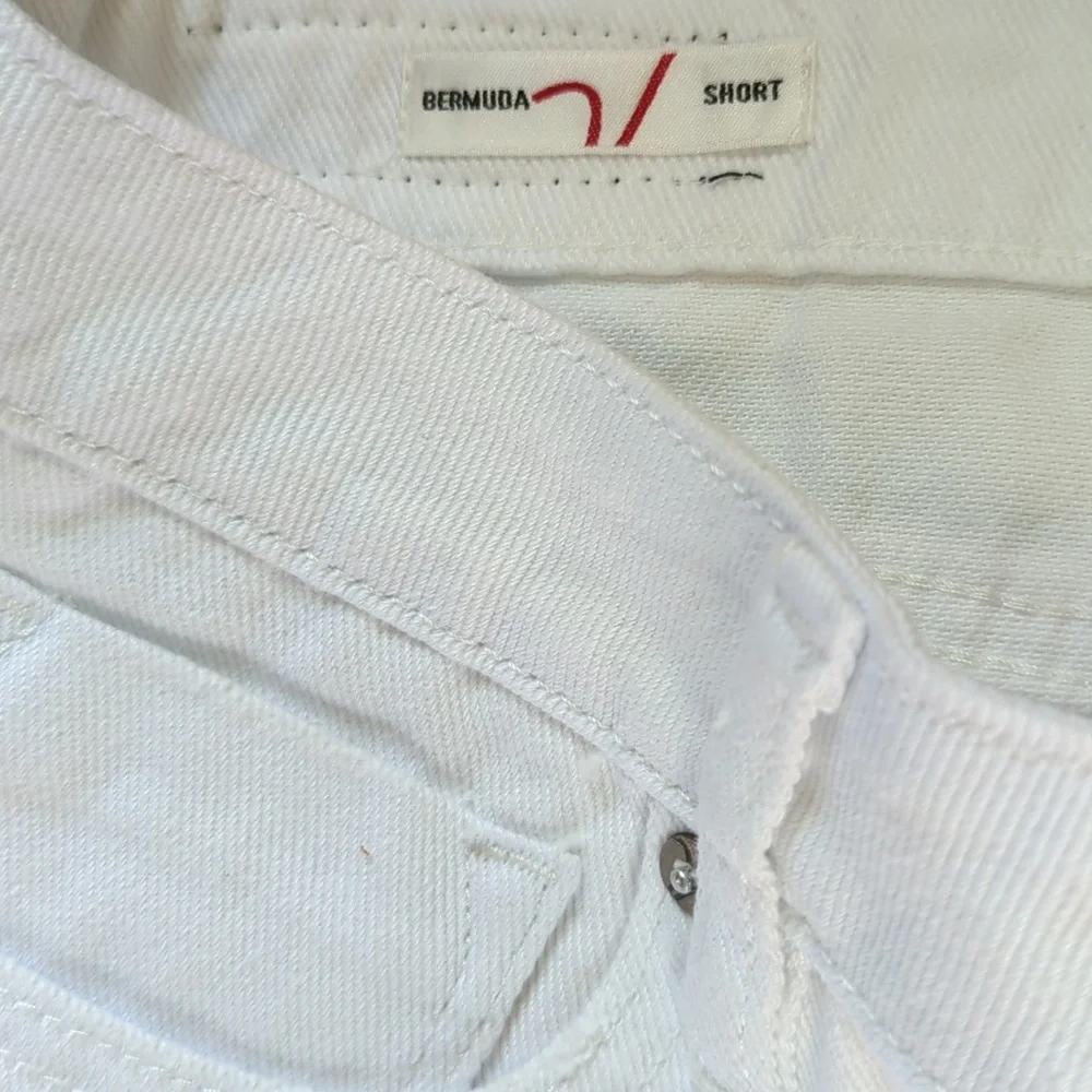 Vigoss Ace High Waisted Destructed Bermuda Denim Shorts White Size 29